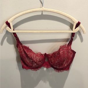 36DD VS Unlined balconette